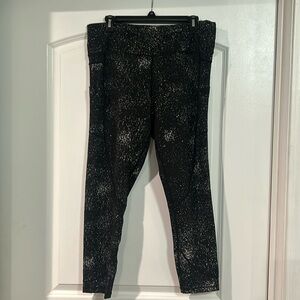 Zyia light n tight 7/8 leggings